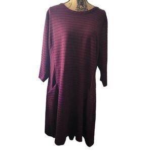 Lane Bryant purple midi dress, Size 18 / 20, black stripes, pockets, 3/4 sleeve